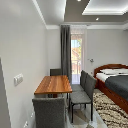 Apartment Markovic-a *